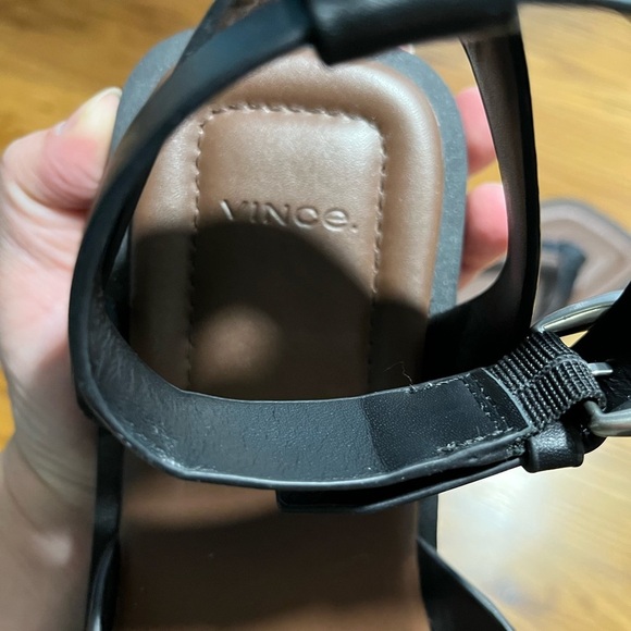 Vince Samuela Ankle Strap Black and Brown Leather Sandals Size 8.5 - Picture 3 of 6